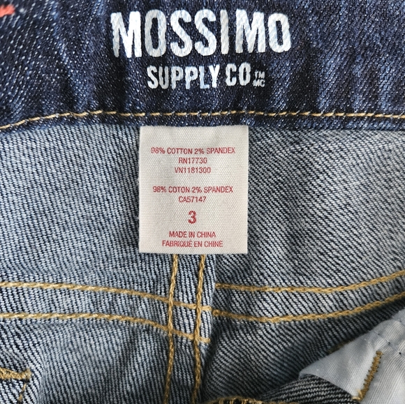 Women's Short Shorts - Picture 3 of 3